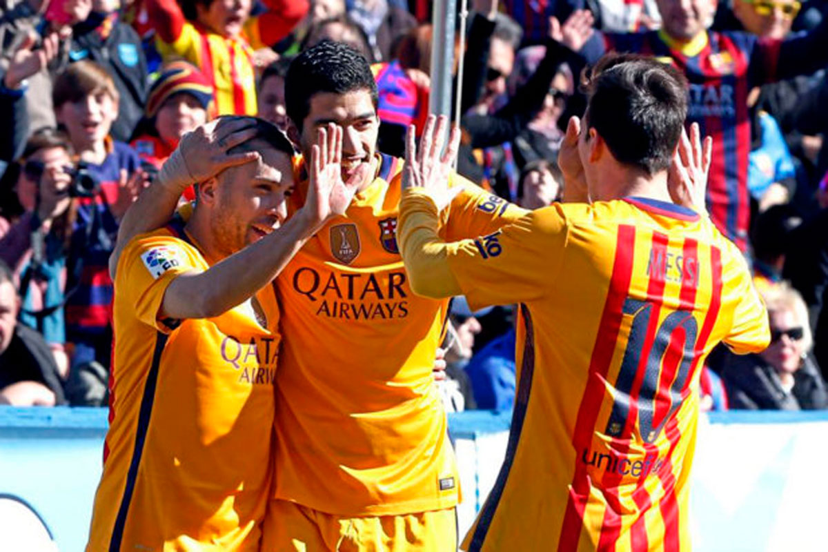 Barcelona ganó y recuperó la soledad en la Liga española