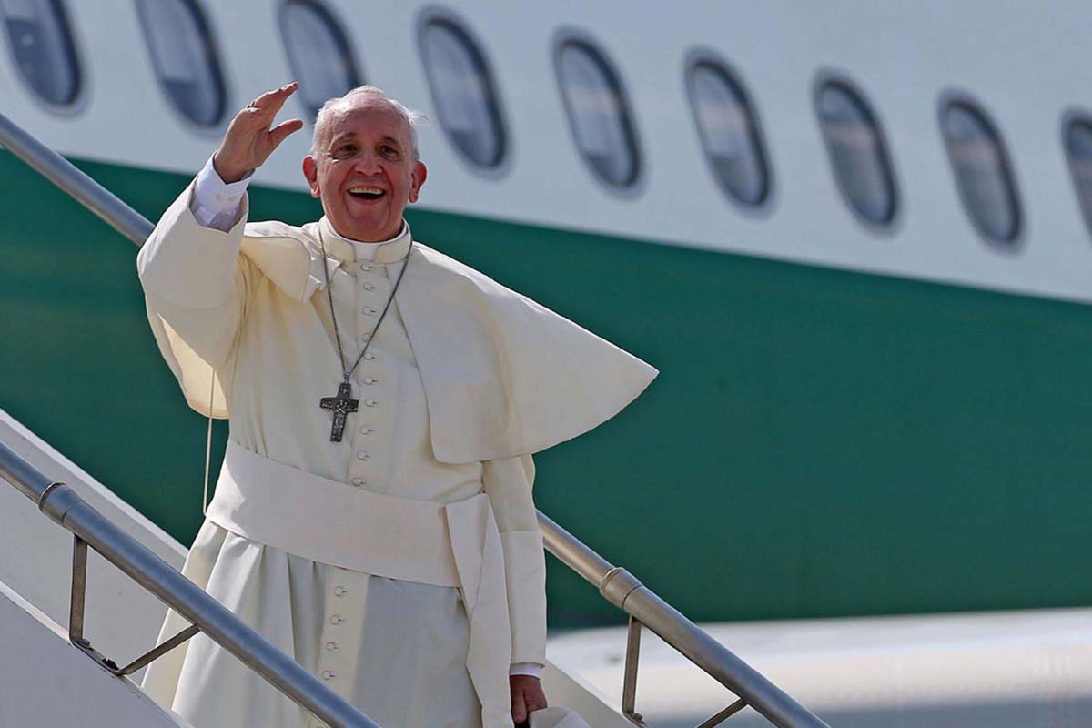 Francisco: «Donald Trump no puede proclamarse cristiano»