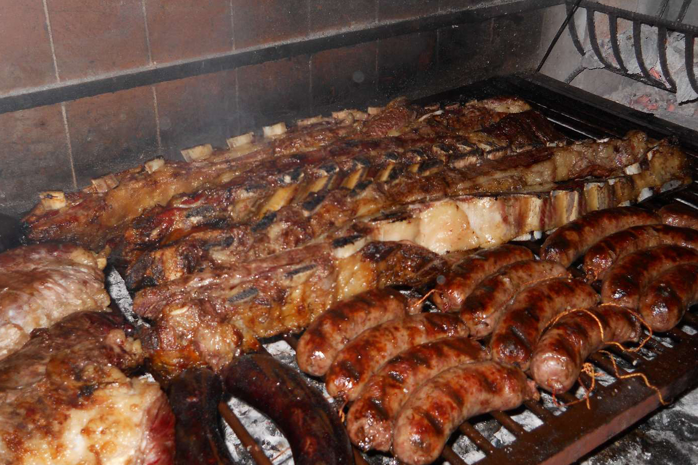 Supermercado limita la venta de asado a 2 kilos por familia