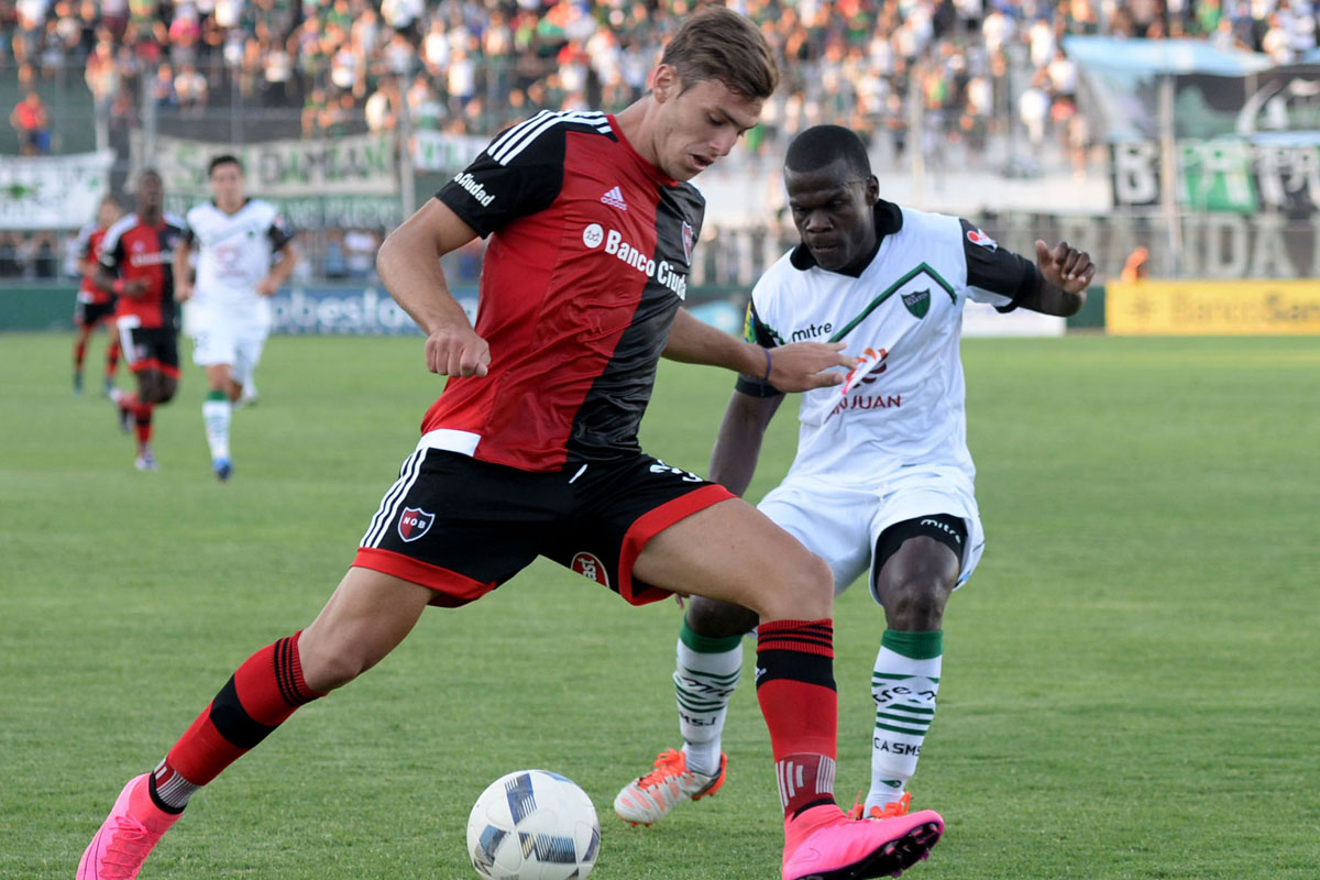 Un debut para el olvido: Newell’s cayó 2 a 1 con San Martín