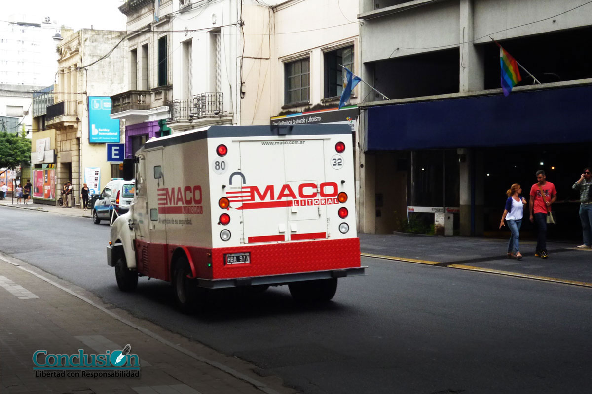 ¿Sin plata en los cajeros por un reclamo de bancarios?