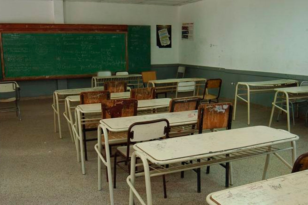 Docentes declararon el «estado de alerta y movilización» y peligra el inicio de clases