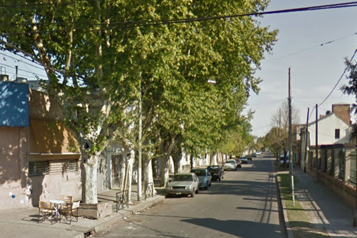Delincuentes golpearon a un hombre y le robaron dinero