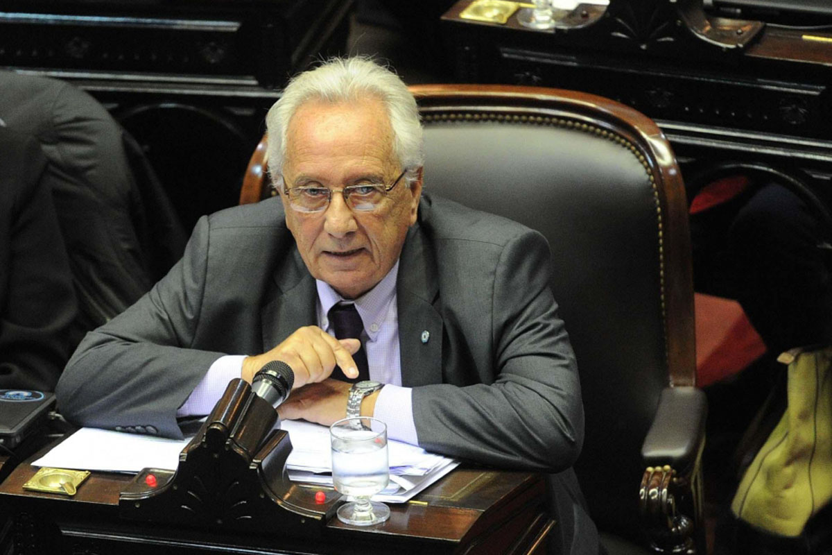 Diputado kirchnerista dice que «no puede haber sesión»