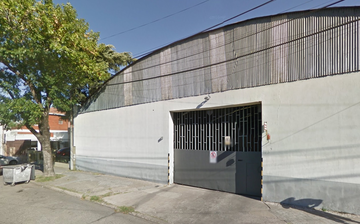 Un hombre murió al caer de un techo en zona sur