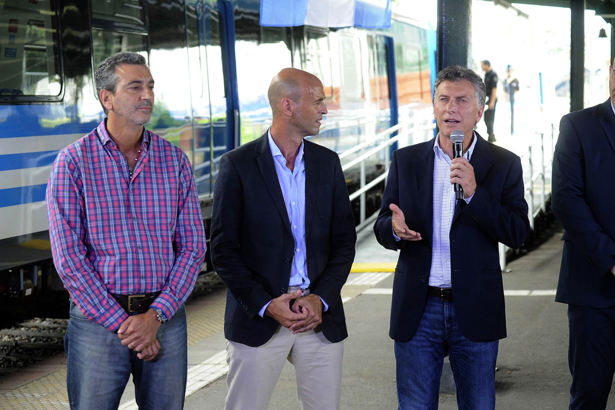 Macri inauguró el tramo eléctrico del Roca en Quilmes
