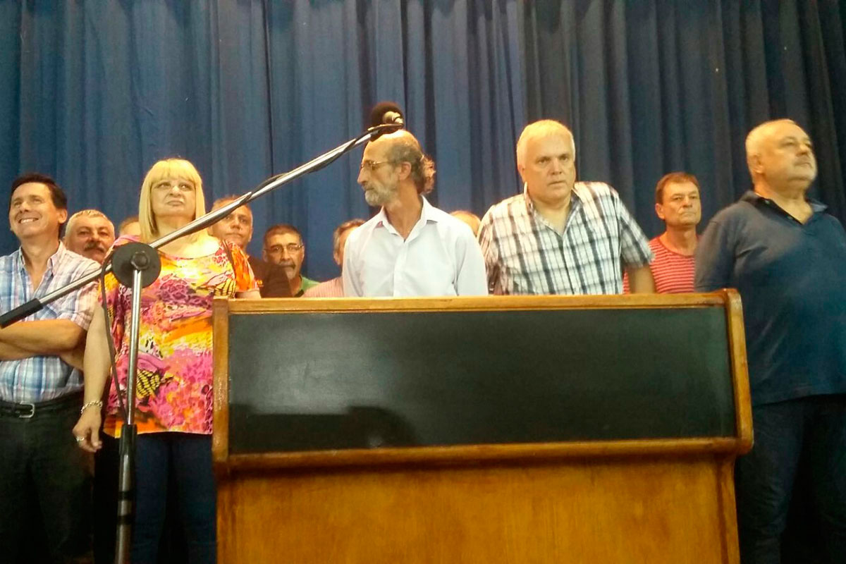 Sindicatos ven «confuso» el anuncio sobre ganancias