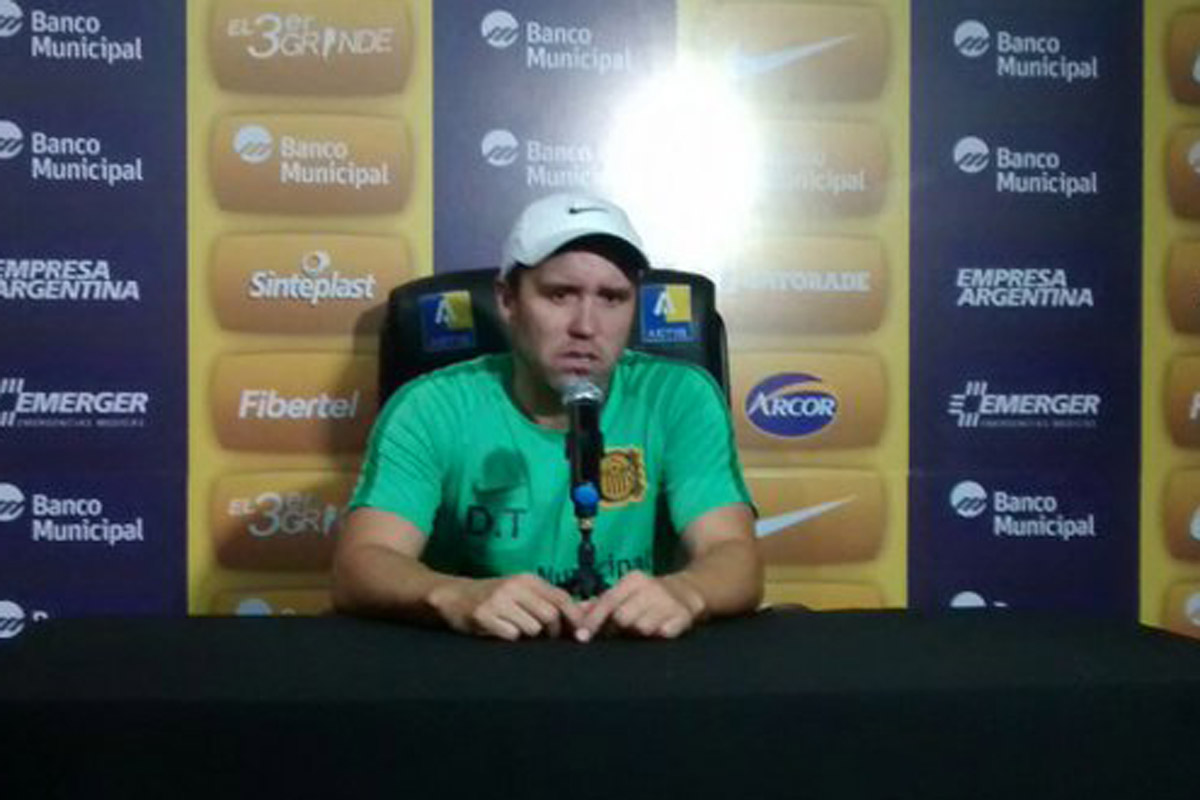 Coudet anunció el equipo titular y Pinola está en duda