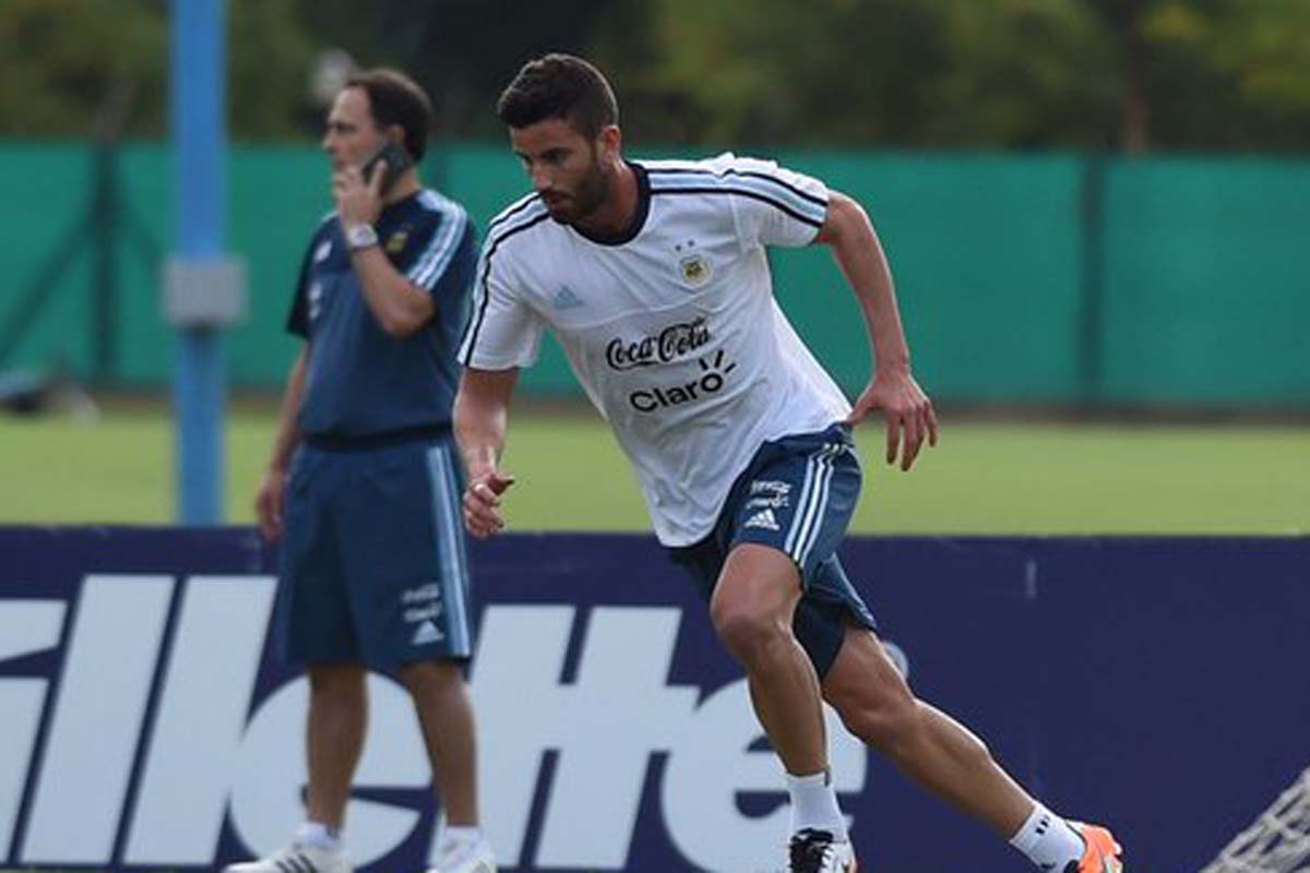 Martino probó con el rosarino Musachio para jugar ante Bolivia