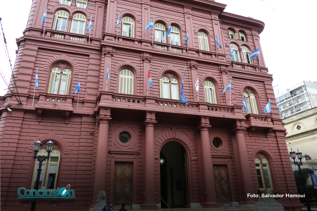 Municipales rechazan oferta y van a paro por 48 horas