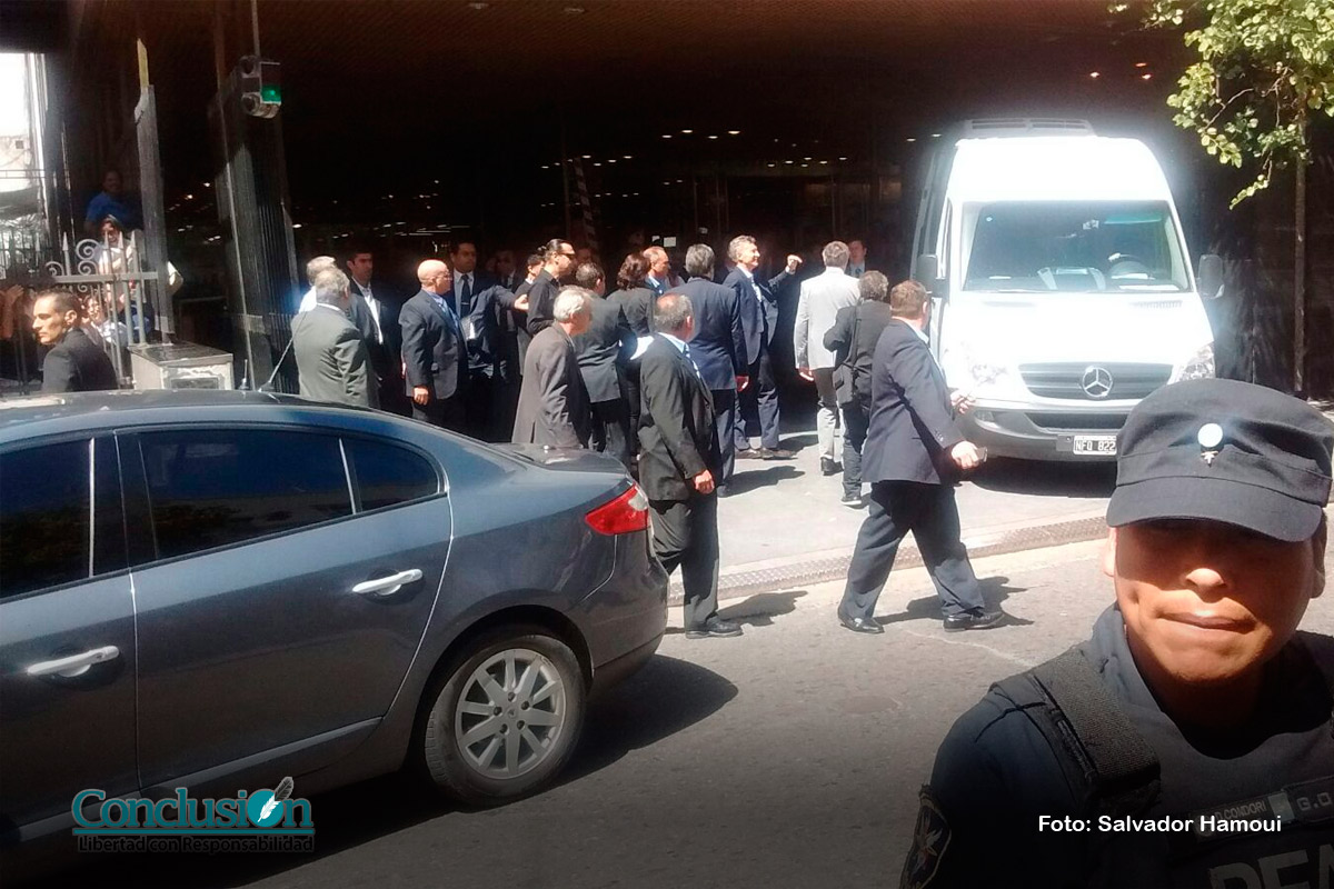 Macri-en-Bolsa-de-Comercio