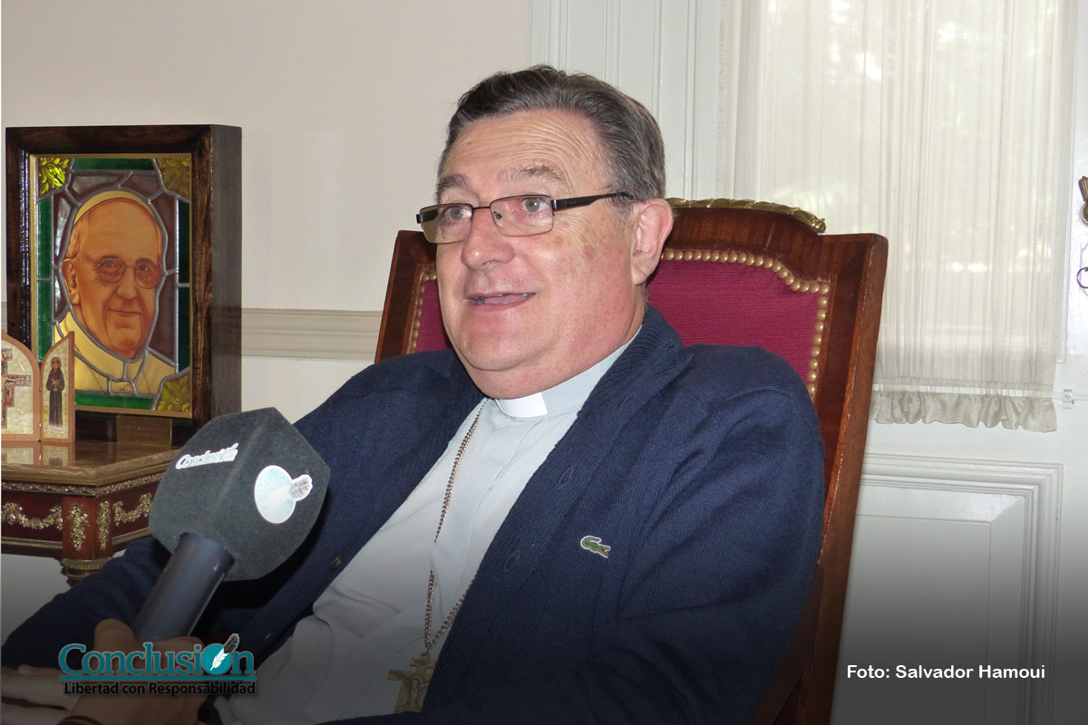 «La mejor manera de celebrar las Pascuas es participando»