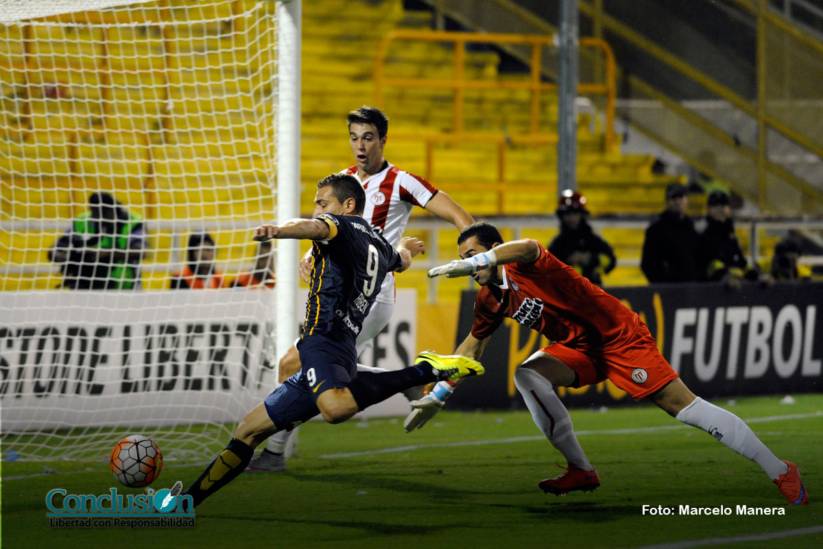 Central visitará a River de Uruguay en Montevideo