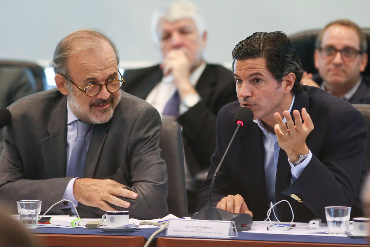Proyecto logró dictamen para las leyes de pago a buitres