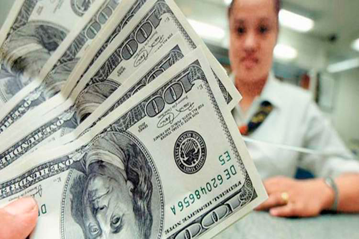 Estados Unidos permitirá el uso del dólar por primera vez a los cubanos