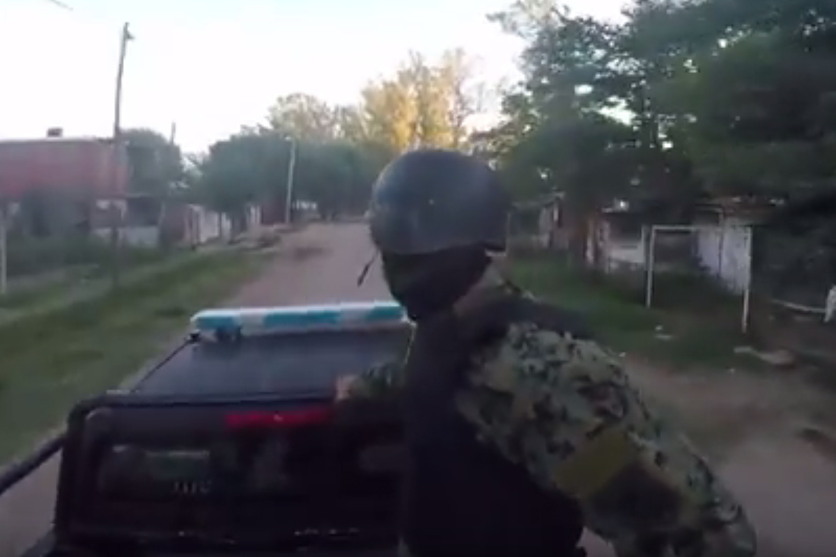 Video muestra allanamiento en Villa Gobernador Gálvez
