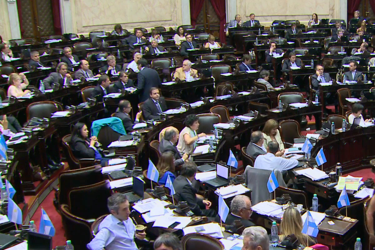La oposición introdujo seis modificaciones al proyecto