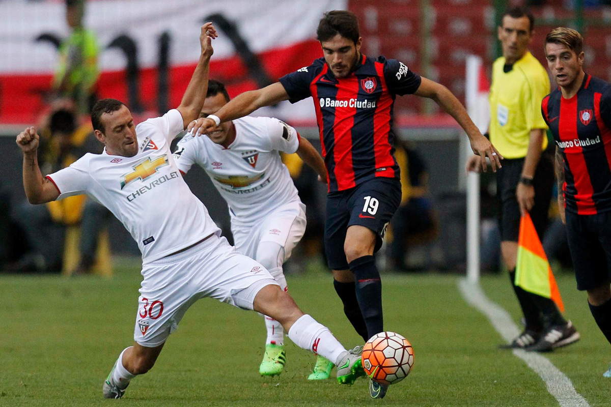 San Lorenzo recibe a Toluca en busca de la recuperación