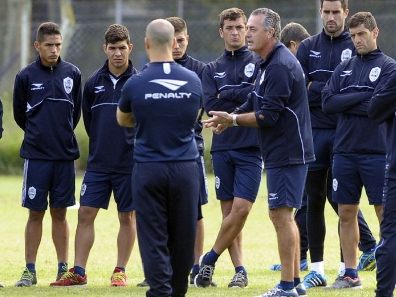 Gimnasia: el DT Alfaro realizaría variantes para enfrentar a Central