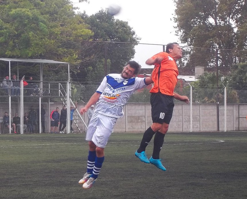 Adiur goleó y definirá la clasificación en Concordia