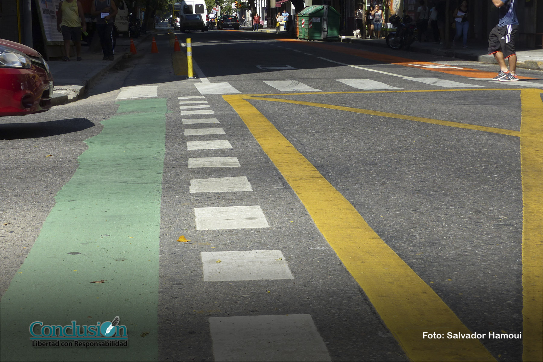 ¿Qué son las señales pintadas en calle Entre Ríos?