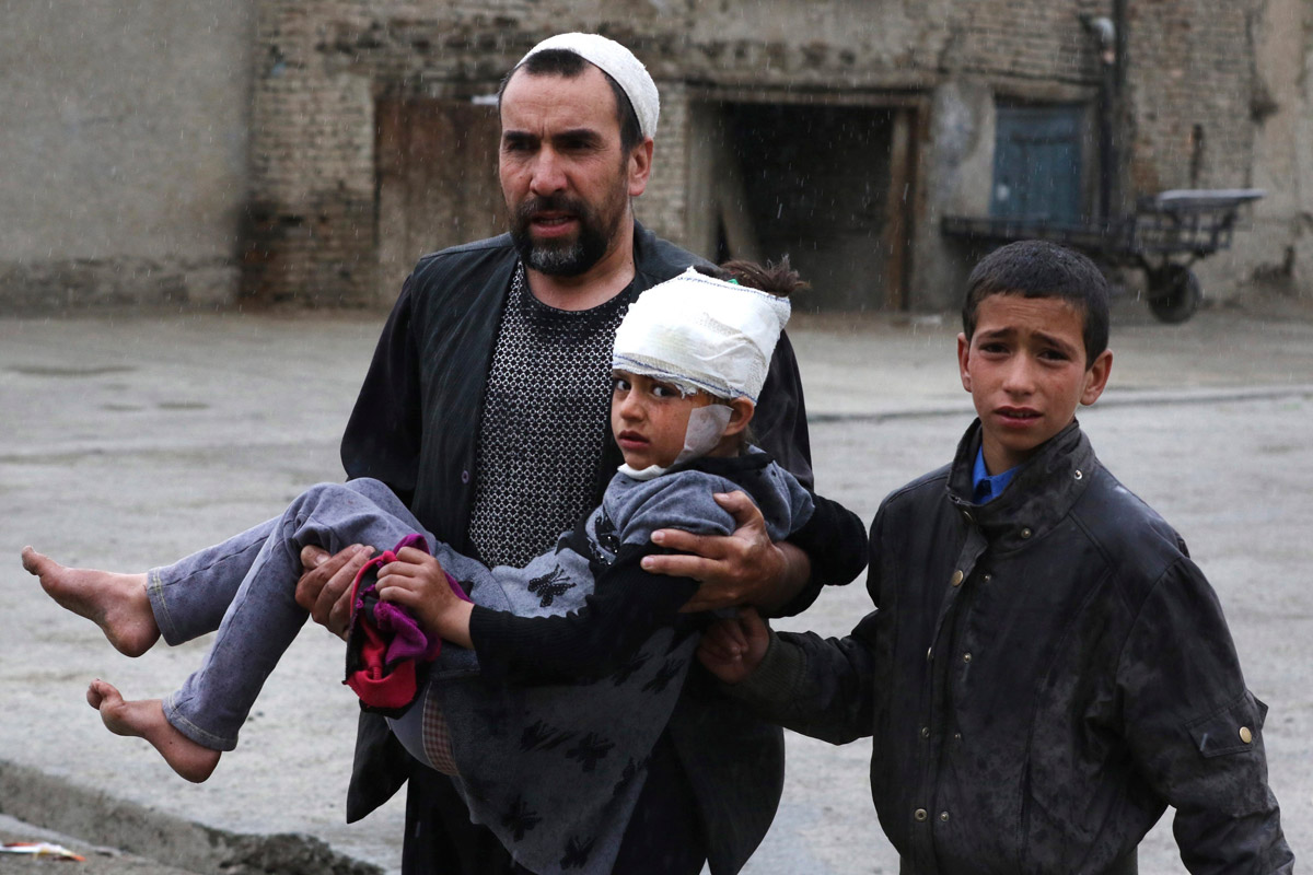 Al menos 40 muertos y más de 300 heridos por atentado en Kabul