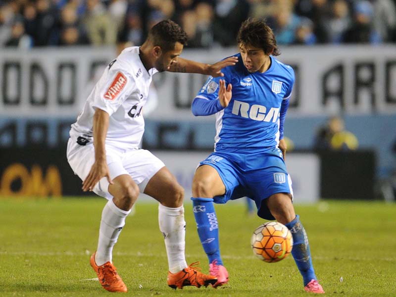Racing empató con Mineiro, en la ida de octavos de final