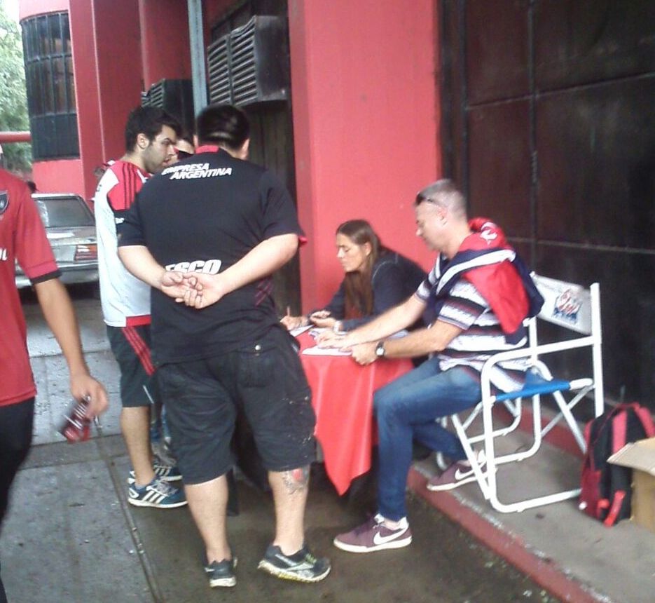 Comienza a sentirse el clima preelectoral en Newell’s