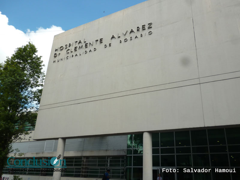 Un muchacho de 25 años fue baleado mientras jugaba al fútbol con amigos