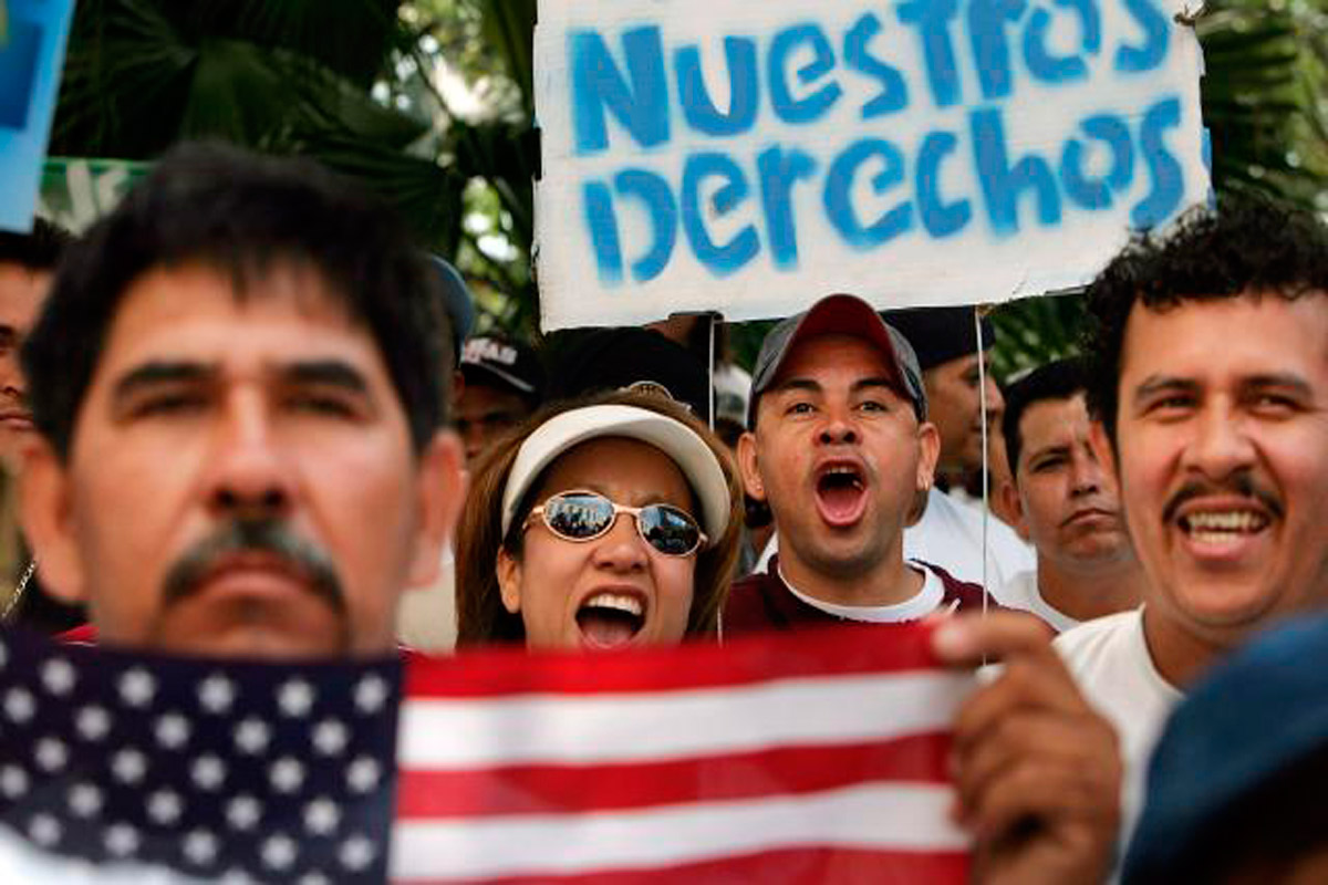 Según encuesta, latinos no votan a republicanos