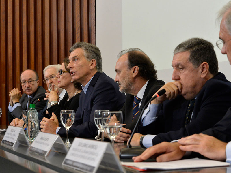 Macri le pidió a empresarios que inviertan más en el país