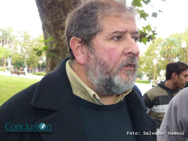 “El aumento de la luz es una decisión política del gobernador”