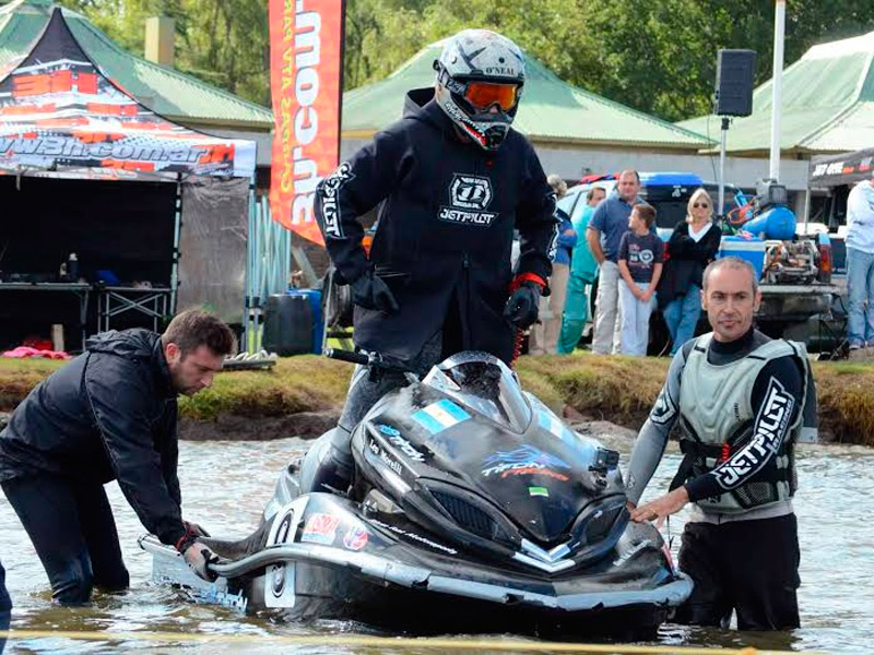 Leo Morelli, el piloto rosarino directo al Sudamericano 2016
