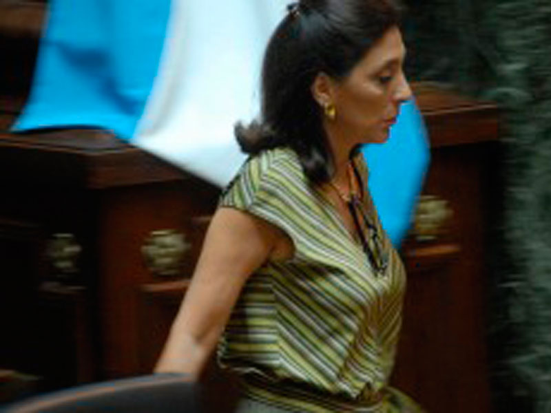 Investigan por presunto lavado de activos a Silvia Majdalani