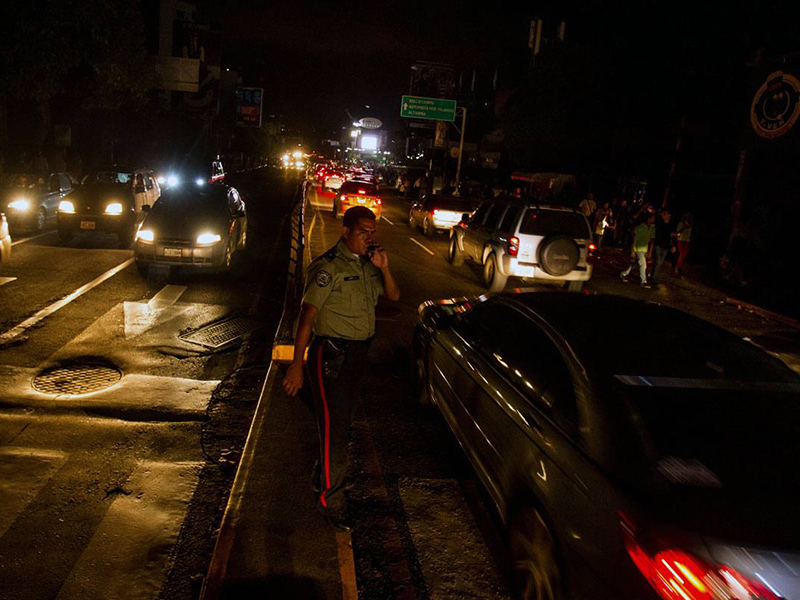 Venezuela: la administración pública trabajará sólo dos días a la semana