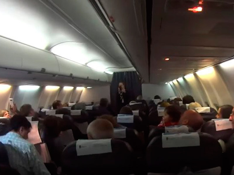 Un piloto emocionó a ex combatientes de Malvinas en pleno vuelo