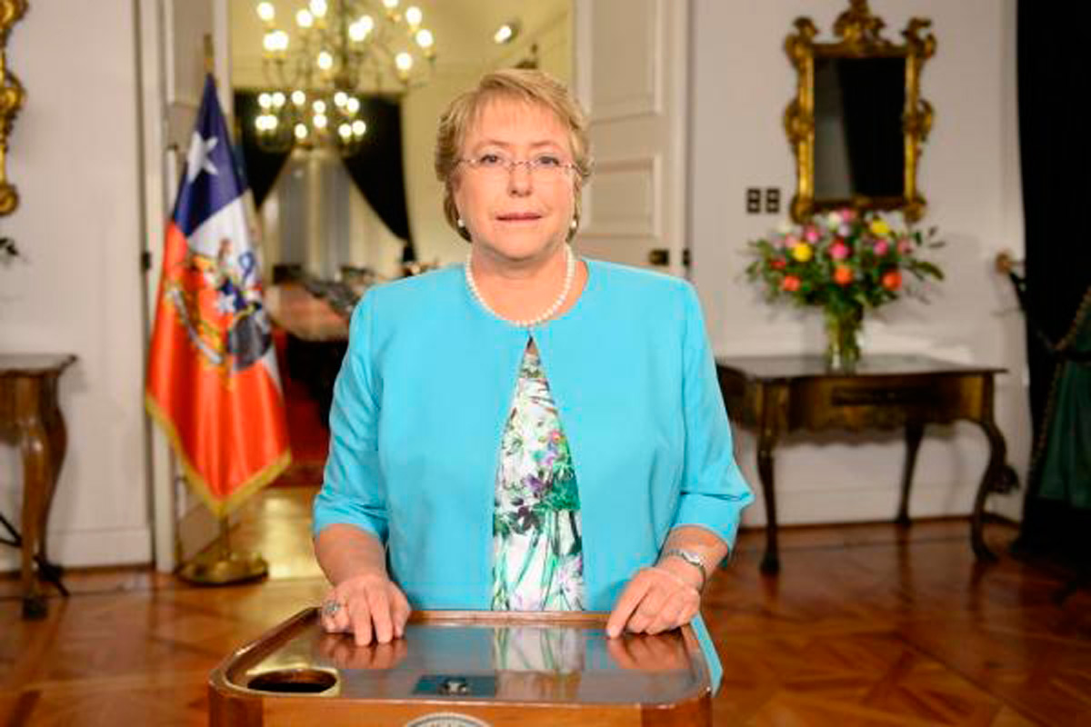 Bachelet convoca a participar de la nueva constitución