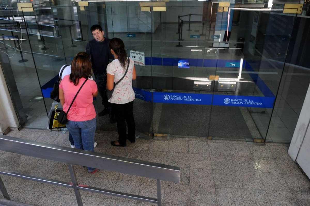 Bancarios: paran el jueves y no habrá atención al público