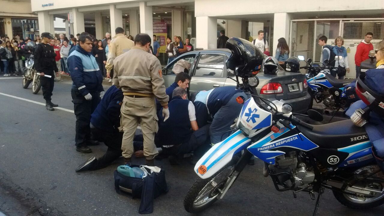 Conductor se descompensó y provocó accidente en el centro