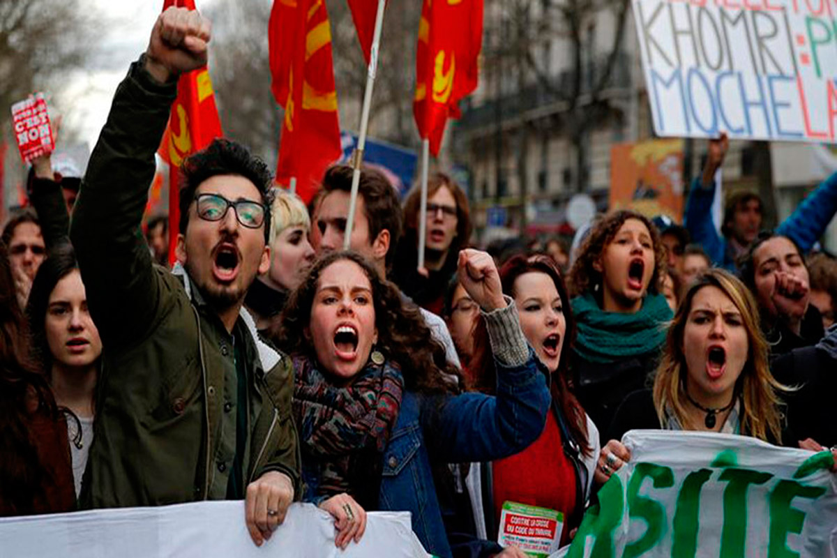 Estudiantes franceses contra la reforma laboral