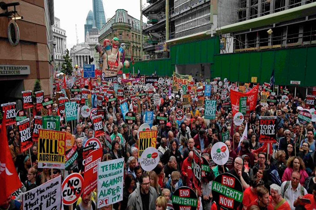 Protesta en Londres contra los recortes del gobierno
