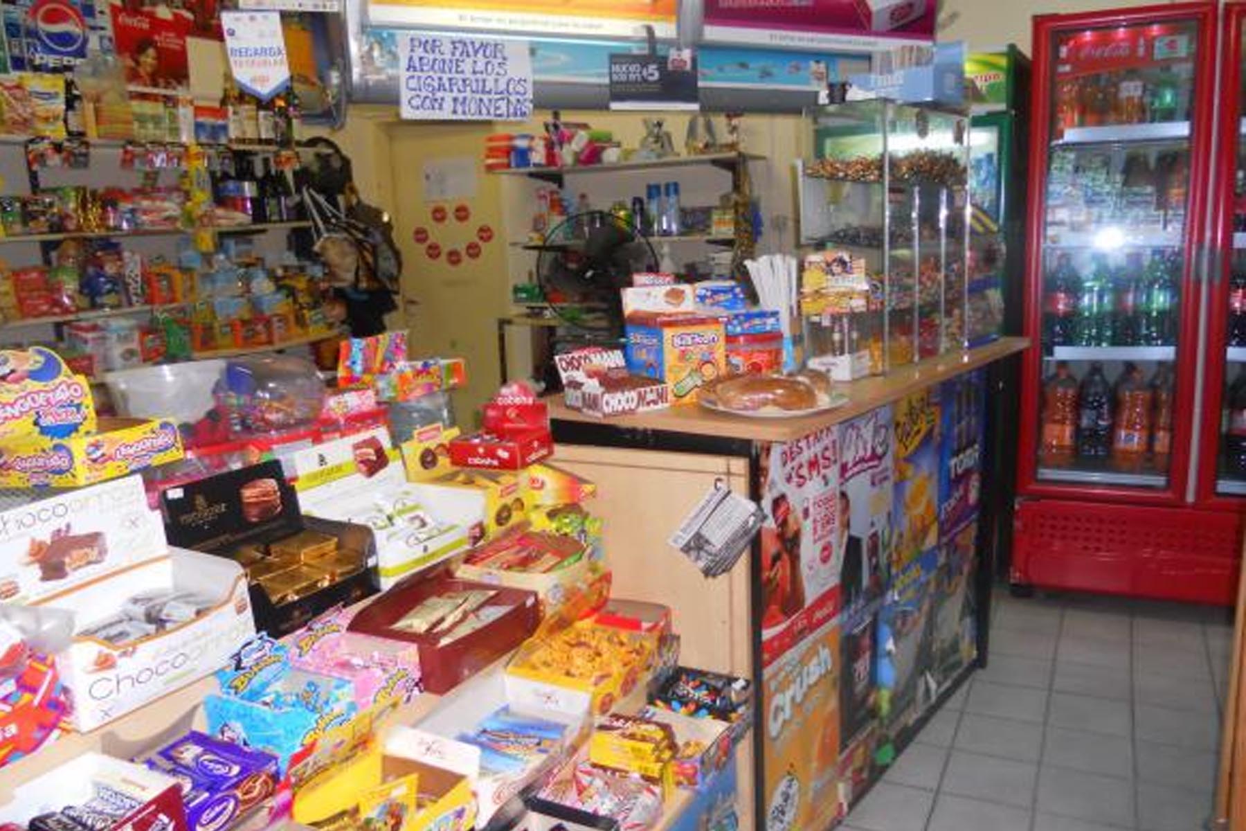 Las ventas minoristas cayeron un 5,8% en marzo