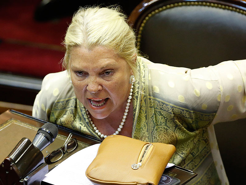 Carrió pide que citen a declarar a Gils Carbó por encubrimiento