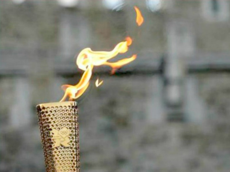 La llama de los Juegos de Río ya brilla sobre las ruinas de Olimpia