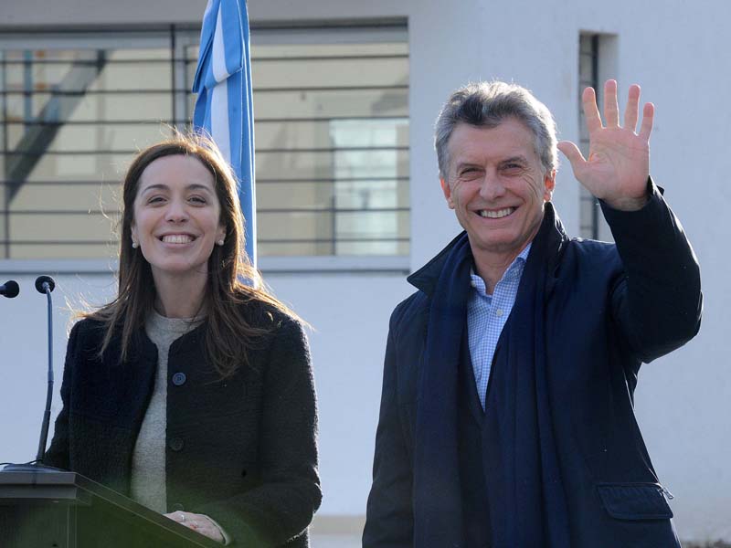 Macri entregó viviendas y criticó la ley antidespidos