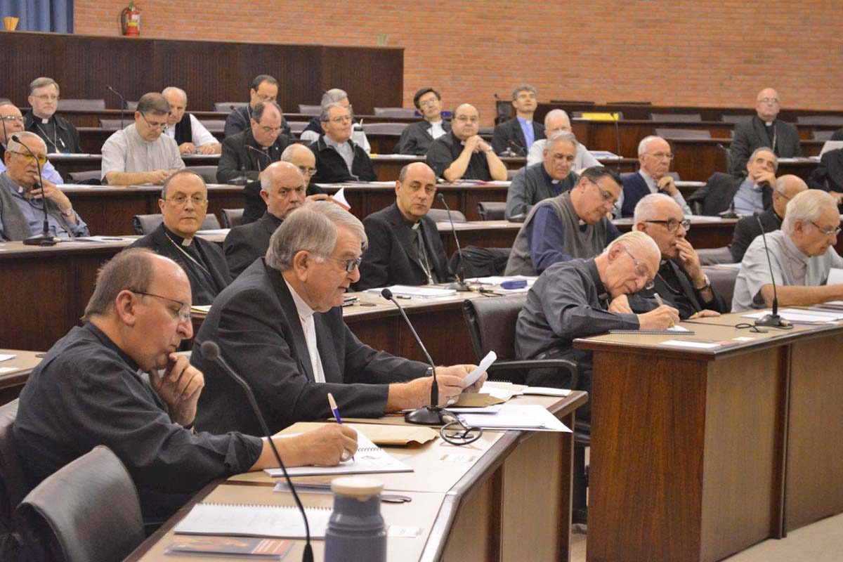 Obispos argentinos debatirán sobre pobreza y corrupción