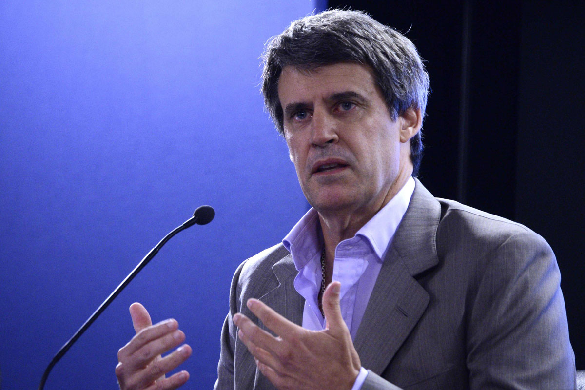 «Si la inversión no viene de adentro, vendrá de afuera»