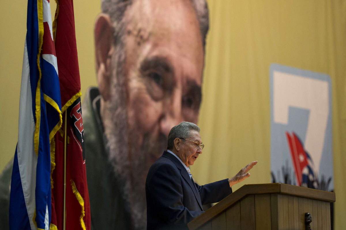 El Partido Comunista cubano elige nuevas autoridades