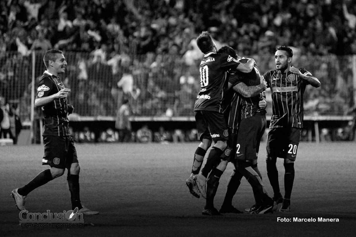 Central recibe a Vélez para volver a la punta en soledad
