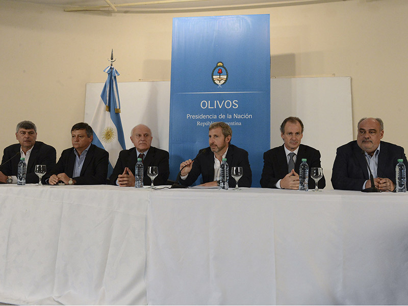Lifschitz se reunió con Macri por las inundaciones en la provincia